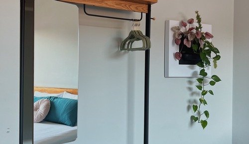 Double Room, 1 Queen Bed, Shared Bathroom