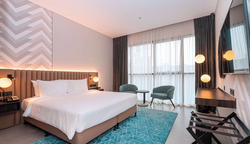 Superior Room, 1 King Bed, Non Smoking, City View