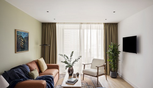 One Bedroom Apartment with Internal Balcony