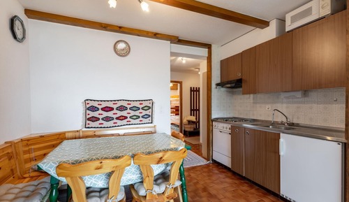 Apartment (2 Bedrooms)