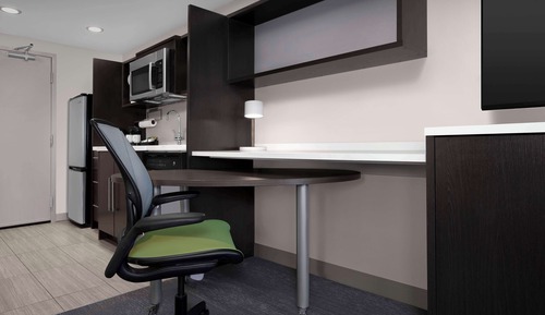 Studio, One King Bed, Accessible