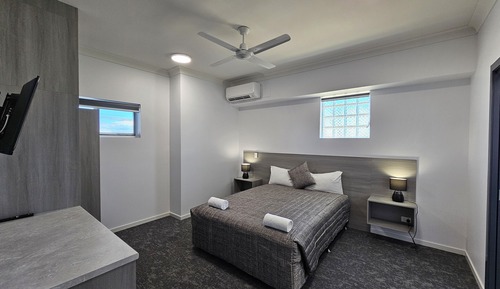 Executive Studio