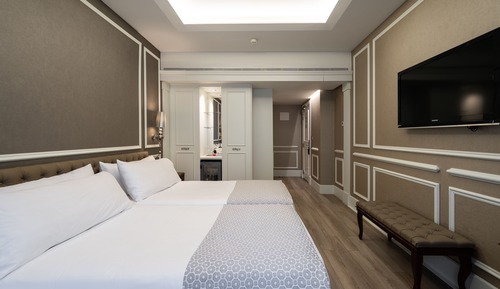Double Room, City View
