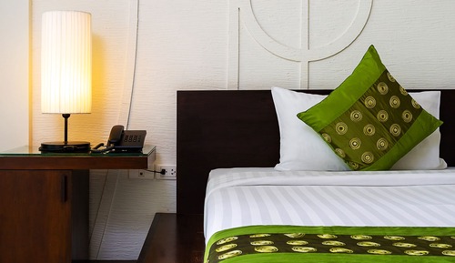 Deluxe Room, Pool View