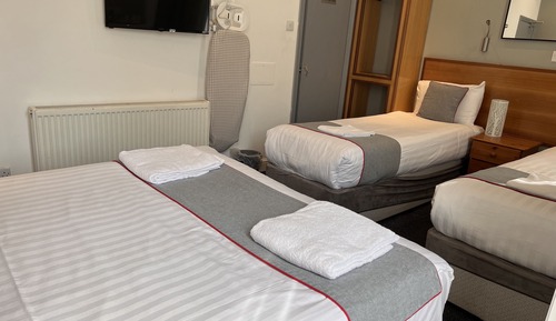 Deluxe Quadruple Room