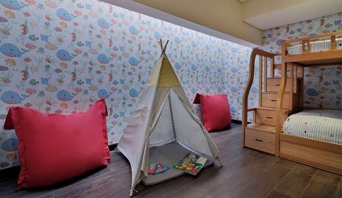 Deluxe Family Lagoon Access Room