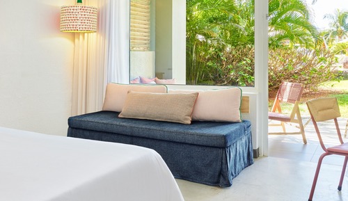 Deluxe Room (Couple, Partial Sea View)