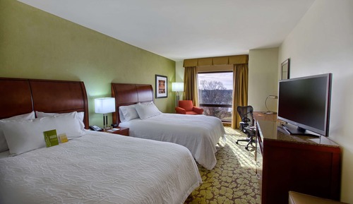 Room, 2 Queen Beds, Non Smoking (Drinks & Snacks)