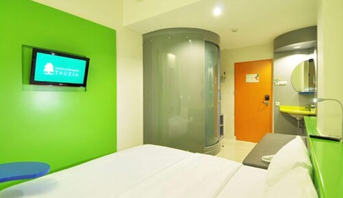 Room (Pop!)