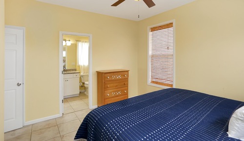 House, Multiple Beds (Reveille)