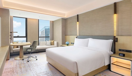King Guest Room High Floor