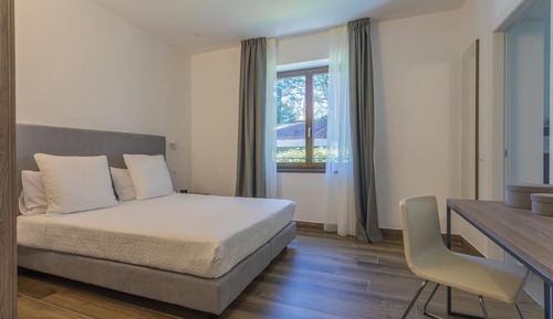 Room, 1 Bedroom, Balcony, Garden View