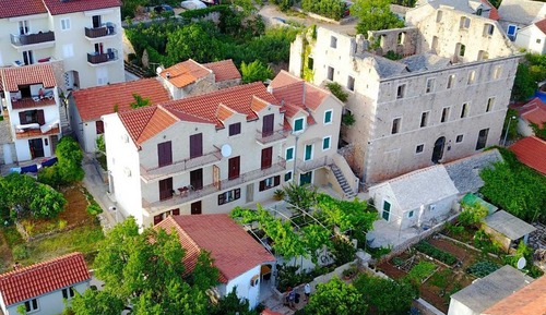 Apartment (Apartments Paloc - Bungalow with Gard)