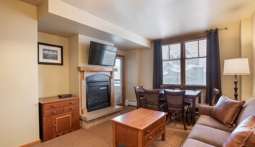 Condo, 2 Bedrooms