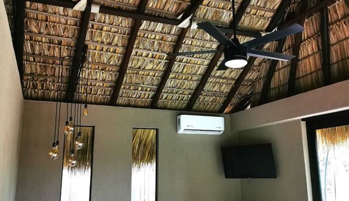 Junior Suite, 1 King Bed, Private Pool, Partial Ocean View
