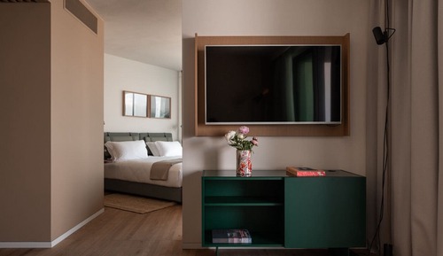 Exclusive Studio Suite, Hot Tub