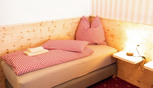 Traditional Single Room