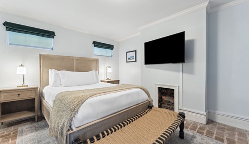 Room, 1 Queen Bed (Garden)