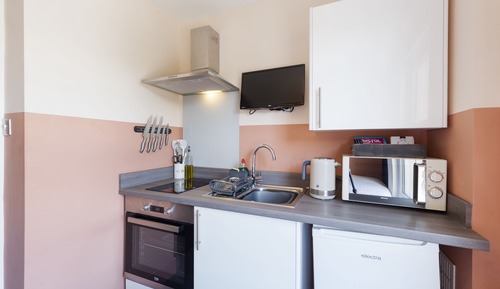 Basic Apartment