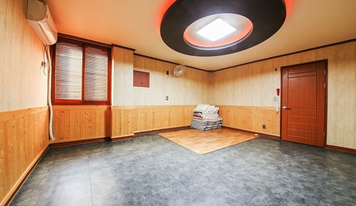 Room (Large bed ondol)