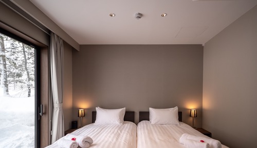 Jade Rabbit 5 Bedroom Chalet