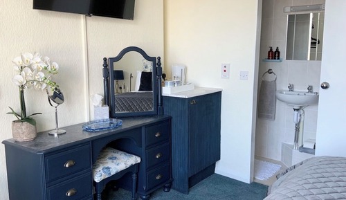 Deluxe Double Room, Ensuite (Garden View)