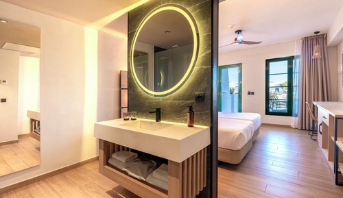 Superior Double Room, Pool View