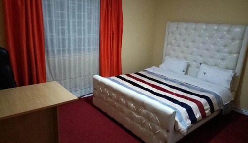 House, 2 Bedrooms