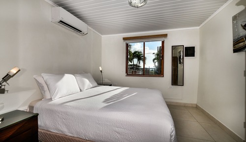 Apartment (1 Bedroom)