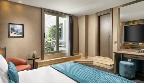 Deluxe Double Room (Garden)