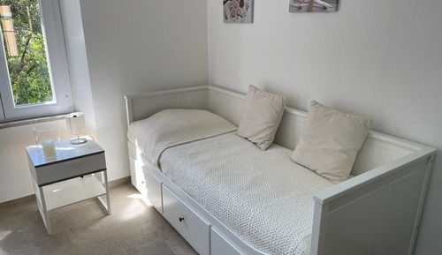 Basic Single Room