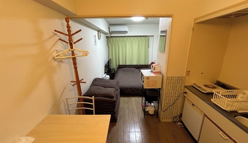 Standard Room (201)