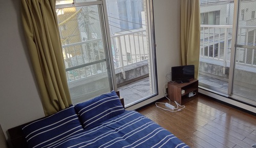 Standard Room (402)