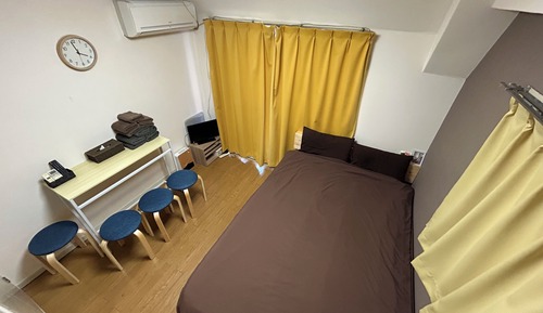Standard Room (401)