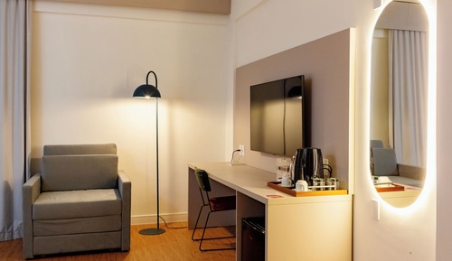 Deluxe Studio Suite
