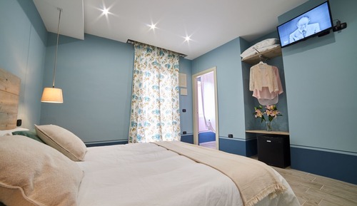 Exclusive Room