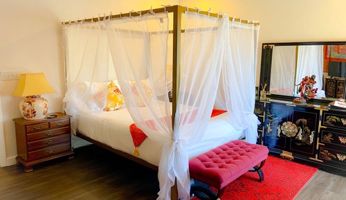 Lake Junior Suite