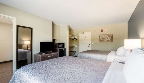 Room, 2 Queen Beds, Accessible, Non Smoking