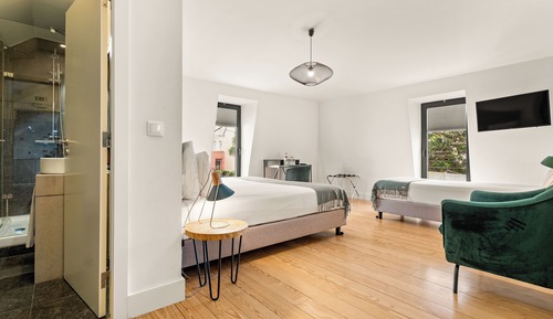 Triple Room