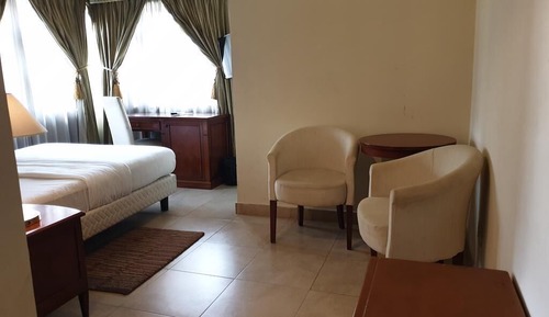 Standard Suite