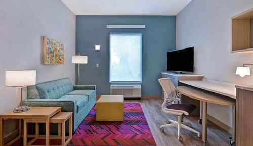 Suite, 1 King Bed, Accessible (Mobility & Hearing, Roll-in Shower)