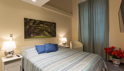 Double Room (Leonardo)
