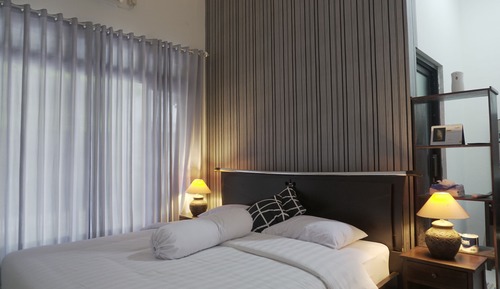 Deluxe Room, 1 King Bed