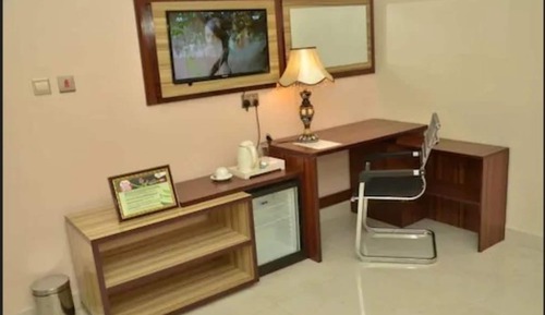 Executive Suite