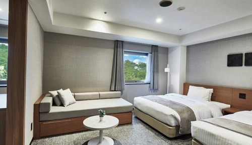 Deluxe Twin Room, Multiple Beds, Non Smoking (For 2-5 people use)