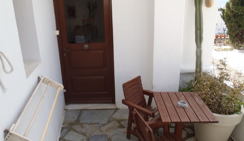 Studio, Sea View