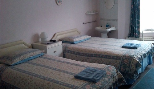 Suite, Shared Bathroom