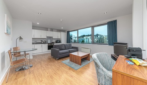 1 Bedroom Twin Apartment with Sofa Bed