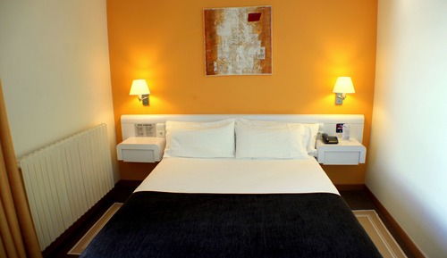 Double Room Street View