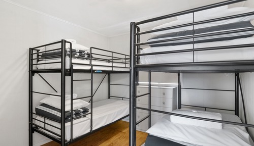 Standard 1 Bedroom Cabin - Sleeps 6